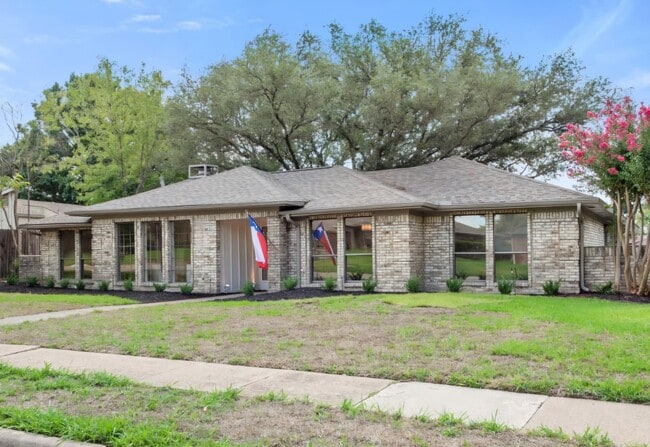 Building Photo - 3912 Saddlehead Dr Rental