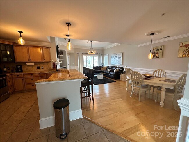 Photo - 1205 Torrence Cir