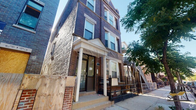 Building Photo - 1815 S. Laflin Street Unit 1 Rental