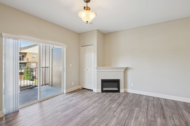 Photo - Aspen Grove Apartments