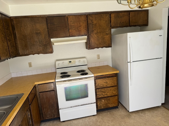 Photo - 950 SW Harrier Cir Unit 2