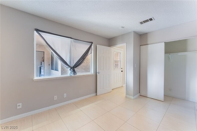 Photo - 3529 Folage Dr