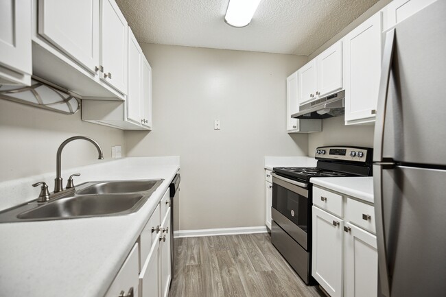 Photo - Laurens Way Apartments