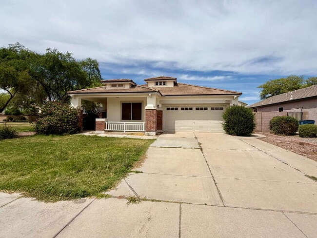 Building Photo - 2540 W Hawks Eye Ave