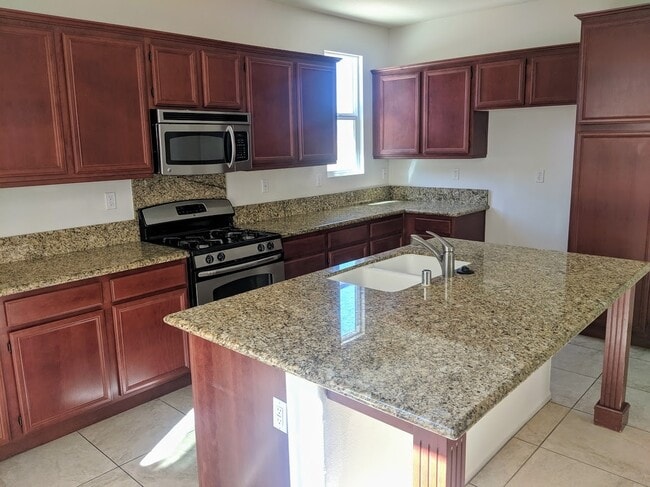 Photo - Wolf Creek/South Temecula - 4 Bedroom, 2.5 Bath Home
