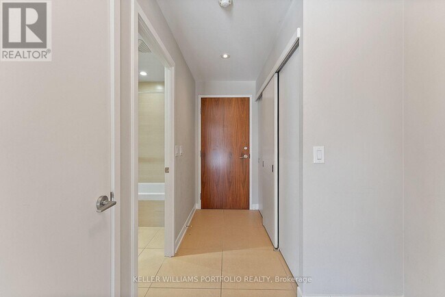 Photo - 3 Market St. Unité 404