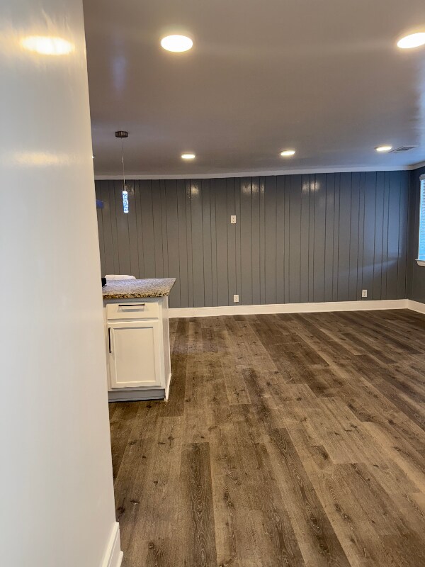 Photo - 961 Eastside Dr SE