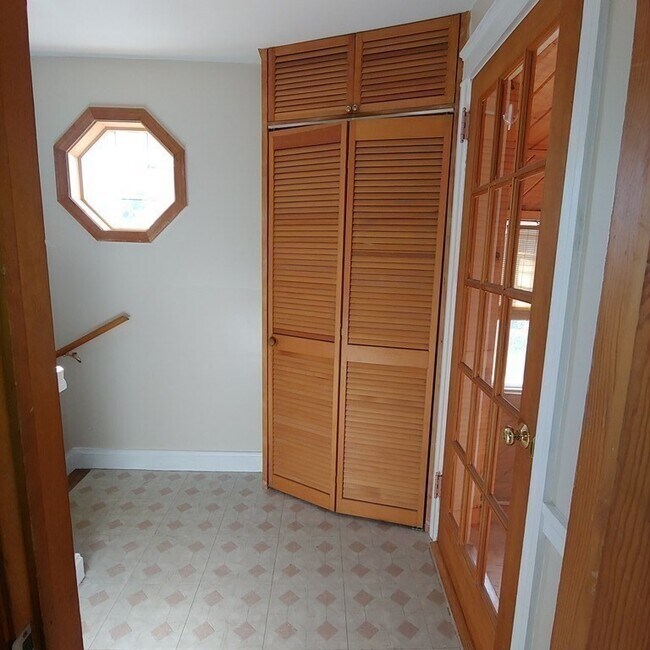 Photo - 35 McGee St Unit 2