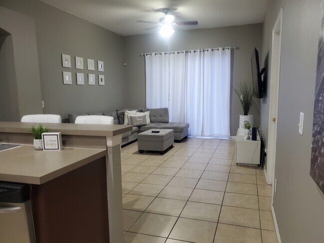 Living room - 4037 Longworth Loop