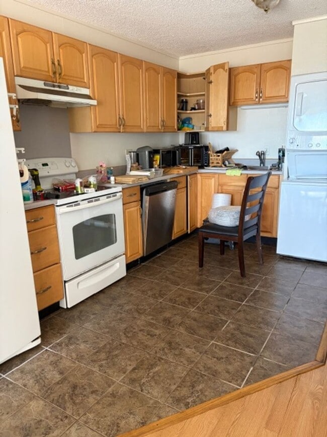 Photo - Spacious 2-Bedroom with Lanai Views & Pool Access