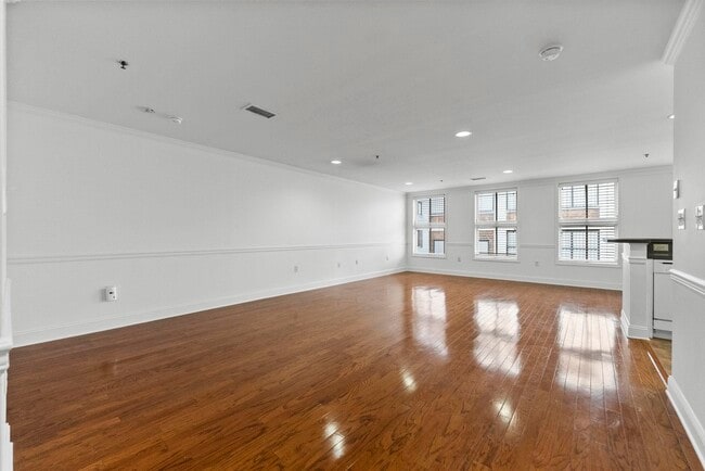 Photo - 812 Grand St Unit 421