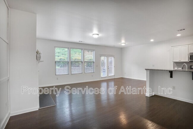 Photo - 268 Stone Park Dr