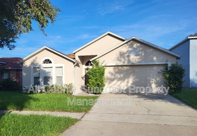 Building Photo - 12943 Lake Vista Dr Rental
