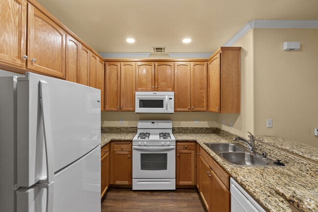 The Villagio - Kitchen - The Villagio