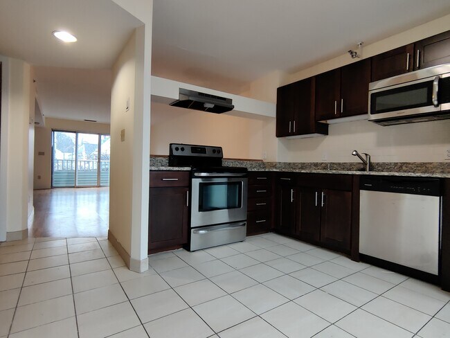 Photo - 154 North Beacon St