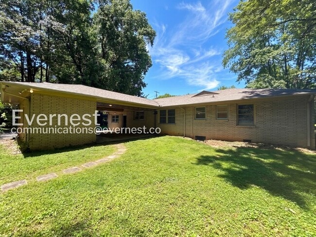 Photo - 711 Elliott Dr