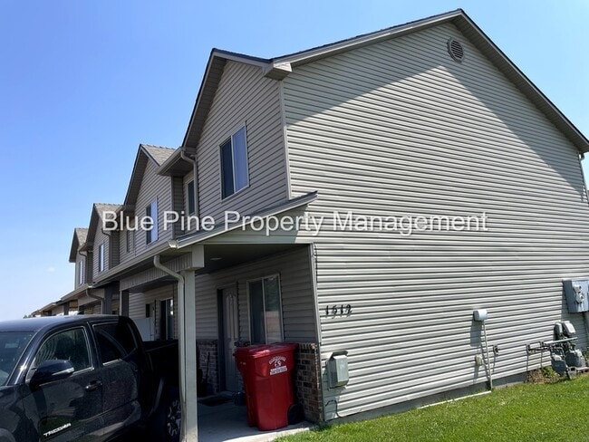 Building Photo - 1512 N Stevens Dr