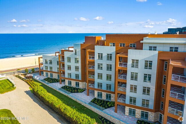 Building Photo - 345 Ocean Blvd Unit 106 Rental