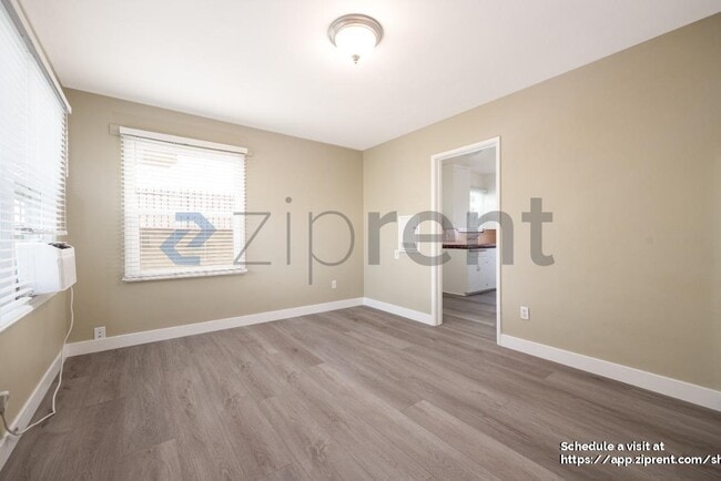 Photo - 3313 Herman Ave