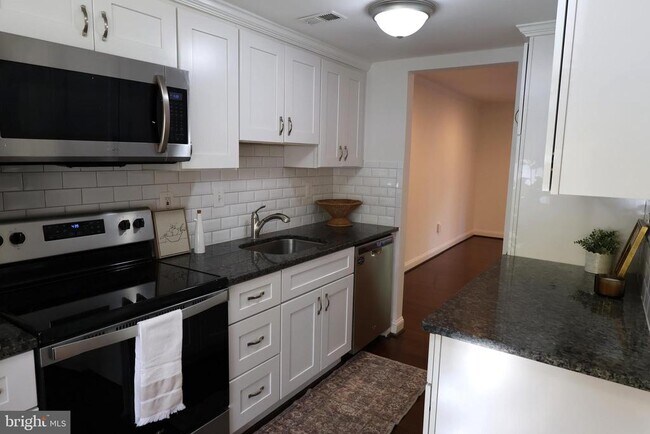 Photo - 8914 Shamrock Ct