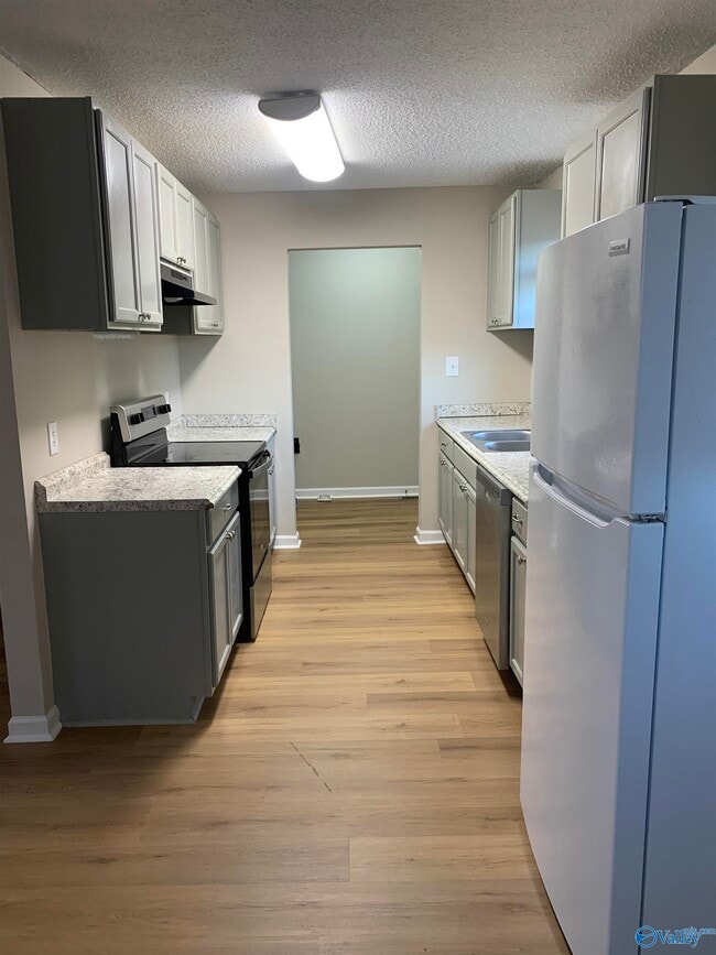 Photo - 325 Honea Ln