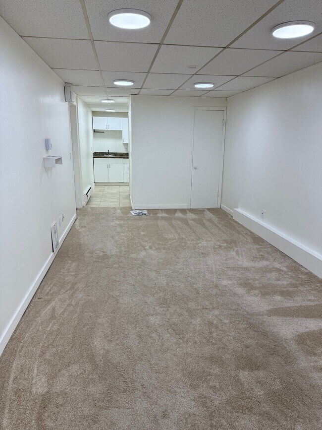 Photo - 714 1st St S