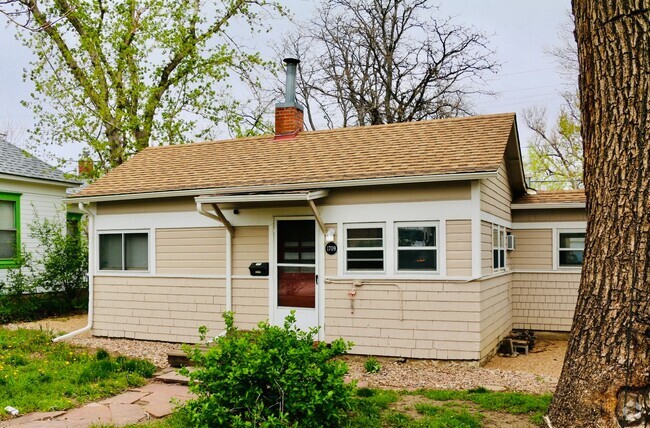 Building Photo - Historic Charm -Located Between CU Campus ... Rental