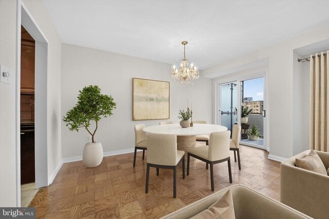 Photo - 4201 Cathedral Ave NW Unidad 1121E