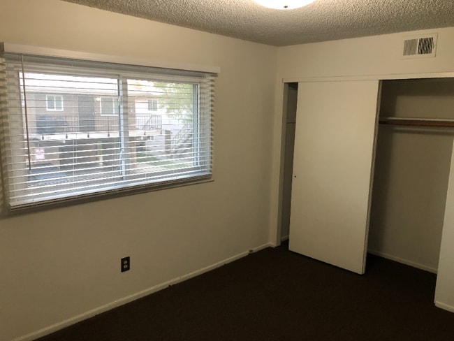 Photo - 1006 W Calle Del Sol Unidad Apt 4