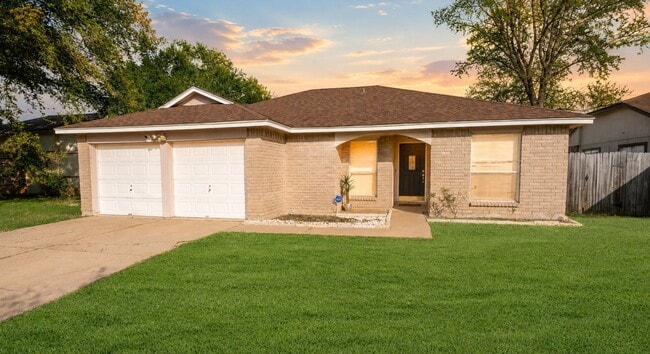 2022 Crosscoach Ln