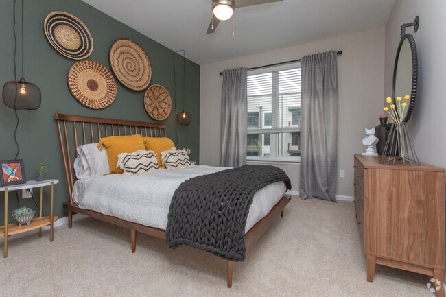 2BR, 2BA - 1147SF