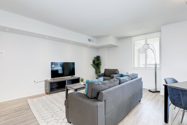 Photo - 1331 S Eads St Unit ID1024700P