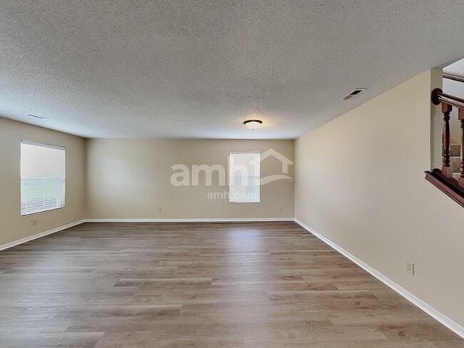 Photo - 626 Hickory Pine Dr