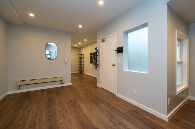 Photo - 1550 Powell St Unit M2