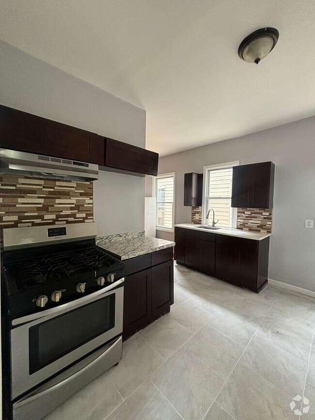 Building Photo - 261 N 19th St Unit 2 Rental