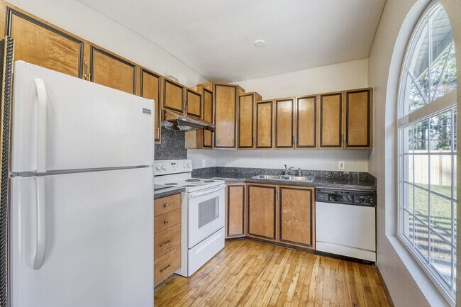 Photo - 644 164th Pl NE