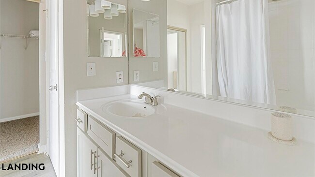 Photo - 2500 Woodland Park Dr Unit E201