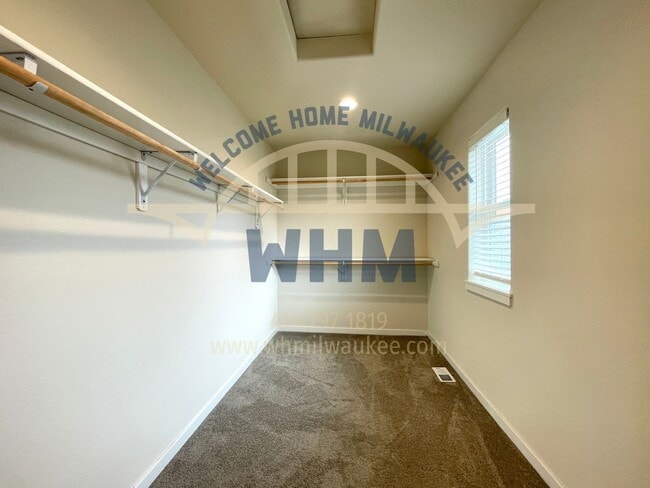 Photo - 2935 N 186th St