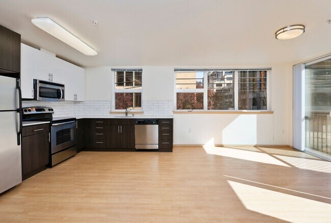 Photo - H2O Apartments