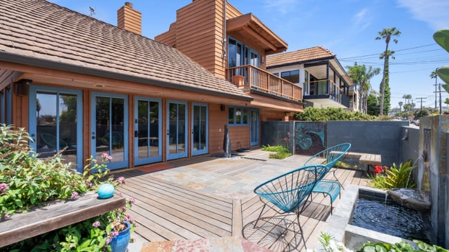 Photo - 2027 Glasgow Ave