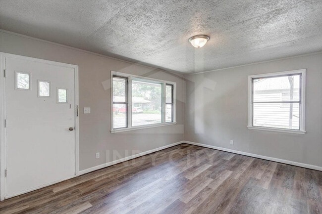 Photo - 7315 E 53rd St