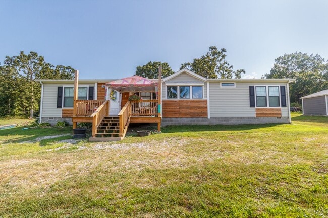 Building Photo - Updated Modern 3 Bedroom Manufactured Home!