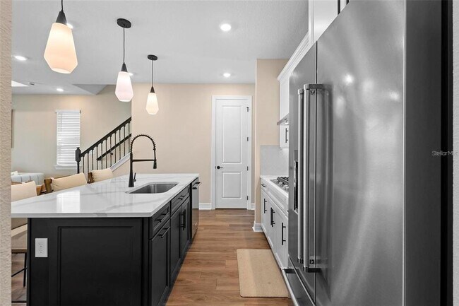 Photo - 10215 Pk Ests Ave