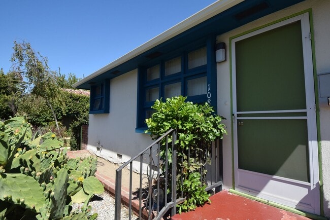 Photo - 10843 Peach Grove St Apartment Unit 10843 1/4