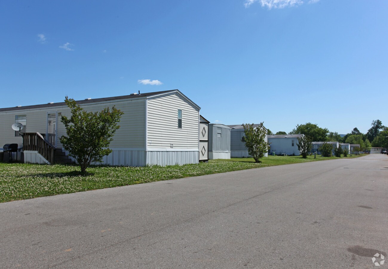 Photo - Merrimac Manor