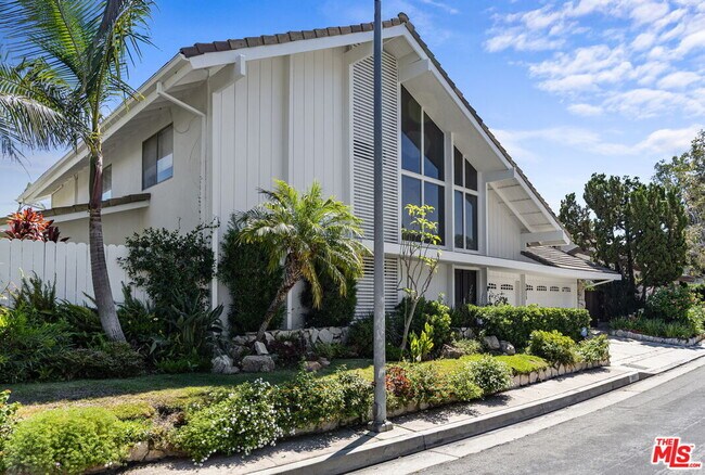 Photo - 2673 Cordelia Rd