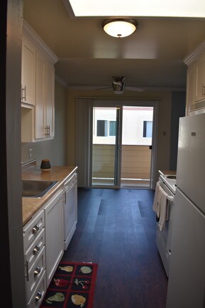 Photo - Dolores Apartments