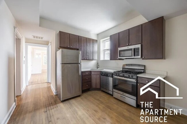 Photo - 2814 N Troy St Unit 2814 North Troy Street