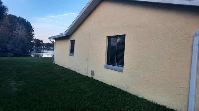 Photo - 62 Burbank Dr