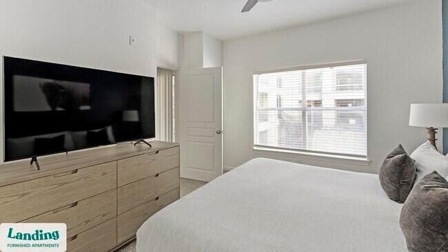 Photo - 1000 Henderson St Unidad 223